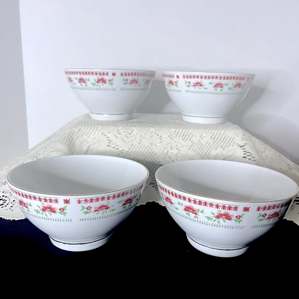 Chinese Rice Bowls 4x White w/ Red Floral - Gold Trim - Action Industries